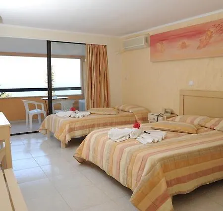 Montaniola Otel Ágios Ioánnis